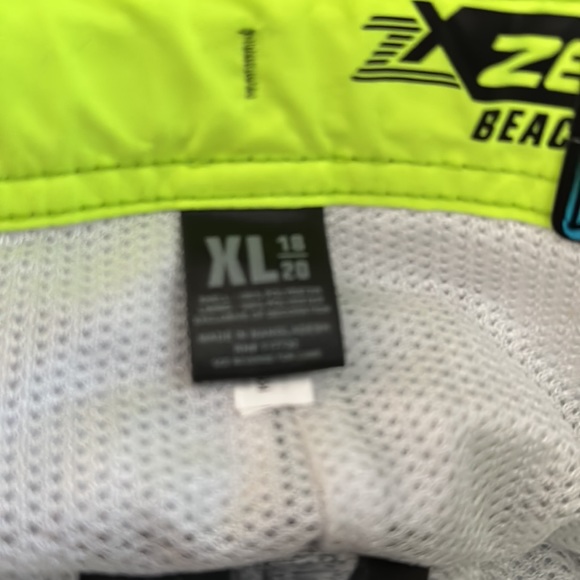 ZeroXposure Boys Swim Trunks NWT Size XL (18/20) - Picture 5 of 5